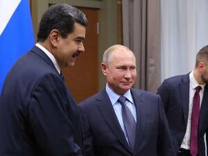 الرئيس الروسي فلاديمير بوتين يستقبل نظيره الفنزويلي نيكولاس مادورو / أرشيفية