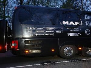 حافلة فريق "بوروسيا" التي تعرضت للهجوم