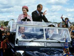 الملكة البريطانية ربما كانت قاب قوسين من الموت جراء تعرضها لإطلاق الرصاص في نيوزيلندا