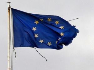 نصف الأوروبيين يريدون الاستفتاء للانسحاب من الاتحاد