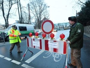 إجلاء أكثر من 50 ألف مواطن من منازلهم للبدء بإبطال مفعول قنبلتين غير منفجرتين 