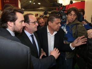 الرئيس الفرنسي هولاند في المعرض الزراعي جنوب فرنسا