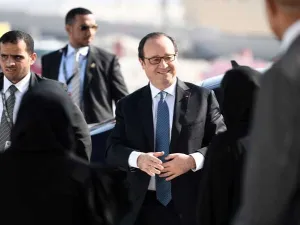 أولاند سيشارك بعيد انتهاء زيارته إلى اللوفر في الجلسة الختامية لمؤتمر حماية الاثار