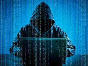 تحذير من يوم قيامة إلكتروني 