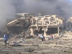 مقتل أكثر من 300 شخص وإصابة ما لا يقل عن 400 آخرين في تفجيرات مقديشو