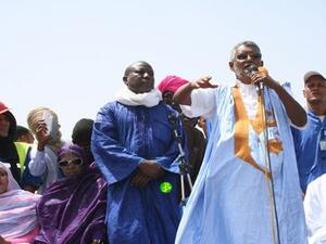 السلطات الموريتانية صادرت جواز سفر القيادي النقابي عبد الله ولد محمد المحسوب على المعارضة