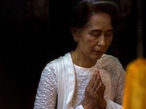 زعيمة ميانمار أونغ سان سو تشي