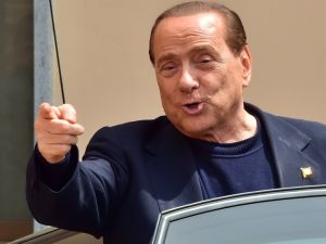 رئيس الوزراء الإيطالي السابق سيلفيو برلسكوني