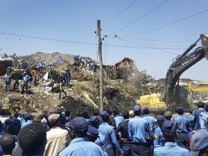 انهيار مكب نفايات عملاق في ضاحية من ضواحي العاصمة الإثيوبية