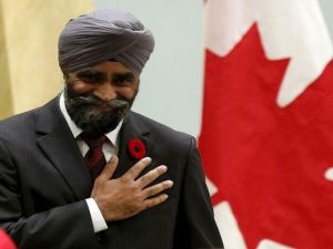  تولي الكندي من أصل هندي "هارجيت ساجان" منصب وزير الدفاع في كندا