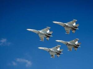 فوج من مقاتلات "سو-27"