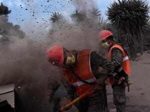 وقف عمليات البحث حول بركان فويغو الملتهب في غواتيمالا