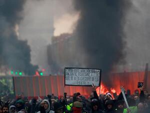 تمثل مظاهرات السبت التحرك الثاني لحركة "السترات الصفراء" بعد نجاح التحرك الأول في باريس