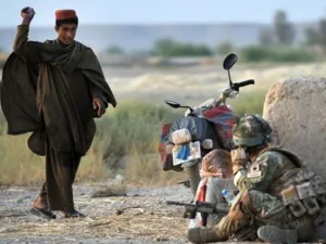 عائلات عسكريين يخدمون في أفغانستان تقدموا التظاهرة
