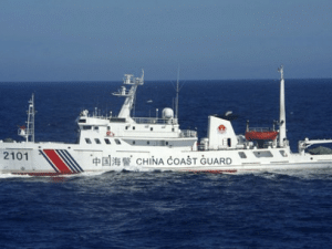 دخول سفن خفر السواحل والصيد الصينية ما تعتبره طوكيو مياهها الإقليمية 