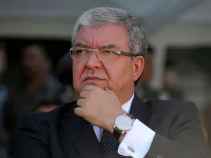 وزير الداخلية والبلديات اللبناني نهاد المشنوق