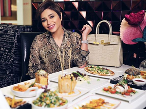 نهى نبيل تعتمد نقشة جلد الثعبان في آخر إطلالتها (www.instagram.com/nohastyleicon)