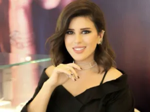 الإعلامية البحرينية "نور الشيخ" 