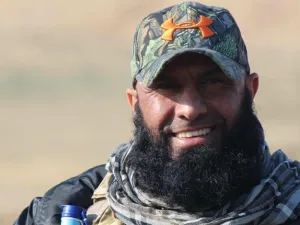 أبو عزرائيل: "وحق الحسين إذا نخليك بروسنا ما نخلي جريذي بالعراق" - أرشيف