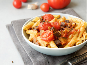 وصفة المعكرونة بصلصة الباذنجان  (panet.co.il)