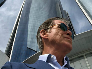 The film 'The Misfits,' starring Hollywood star Pierce Brosnan is shooting in Abu Dhabi. (Source: piercebrosnanofficial - Instagram)
