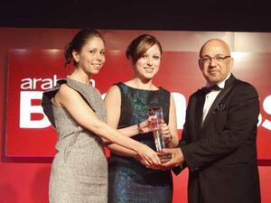 Abdel Hamid Shoman, Chairman of Arab Bank receiving the award