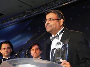 Ram Menen, Emirates’ Divisional Senior Vice President Cargo, collects his Lifetime Achievement trophy at the UK’s Cargo Airline of the Year Awards