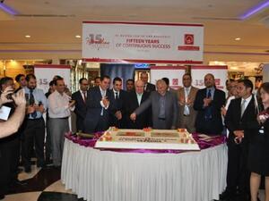 Cutting the cake