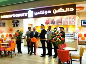 David Rodgers, Dunkin’ Donuts General Manager, inaugurating the Dubai Festival City outlet