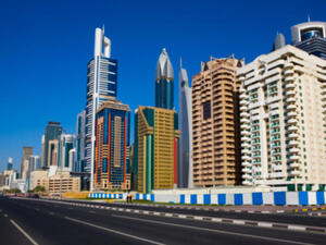 Apartment rentals averaged a decline of 2% over the quarter, though drops of as much as 5% and 7% were seen in selective areas of Dubai