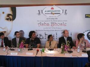 Emirates NBD hosts clients at Asha Bhosle concert