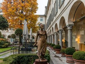 Manolo Blahnik designs custom slippers for guests of Four Seasons Hotel Milano