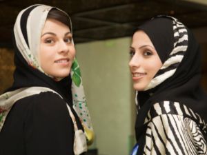 نساء الخليج يقبلن التحديات في ظل نمو اقتصادات دول الخليج بسرعة لافتة