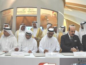 H.H. Sheikh Hamdan Bin Rashid Al Maktoum, H.E Eng. Hussain Nasser Lootah, & Hussein Hachem