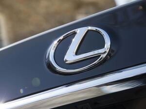 Lexus 