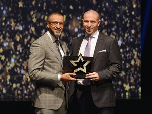 Luke Oung from Cambridge International School – Dubai was declared the winner of the ‘Most Inspirational Teacher’ award and received a cash prize of $60,000.