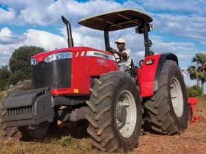 MF Tractor