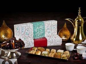 وجبات إفطار خاصة للصائمين على رحلات طيران الإمارات في رمضان.