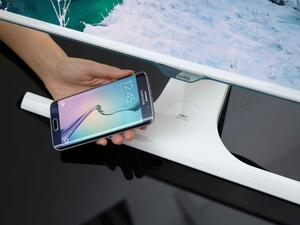 Samsung wireless mobile charging monitor