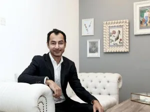 With over 16,000 used luxury items, Dubai-based The Luxury Closet wants to expand to Egypt. (Pictured here: Founder and CEO of The Luxury Closet, Kunal Kapoor)