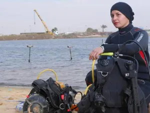 Bassant Al-Bestawi, the 26 years old Egyptian decided to go further, or as we can say, go deeper in the ocean, as she decided to work as a petroleum and mining engineer and underwater welding. (Al Ahram Weekly)