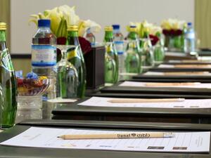 The hotel’s impressive grand ballroom, with the flexibility and capacity to accommodate 800 guests, is an ideal location to host a range of events.