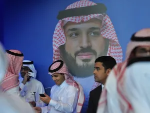 Saudi Arabia on Tuesday approved an agency under the Ministry of Labor to facilitate the employment of Saudis in the private sector. (AFP/ File)