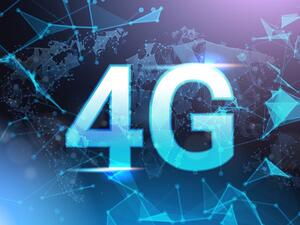 قامت شركة الاتصالات السعودية بنشر عدة طبقات من تقنية الجيل الرابع عبر ترددات مختلفة هي (LTE 1800, LTE 2300, LTE 2100).