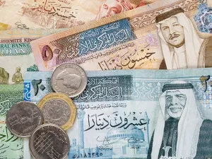 الدينار الأردني يرتفع أمام اليورو واليوان.