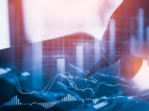 وزع سوق أبوظبي 23.4 مليار درهم من الأرباح النقدية على نحو 406 آلاف مستثمر من المساهمين المستحقين في الشركات المدرجة عن عام 2018.