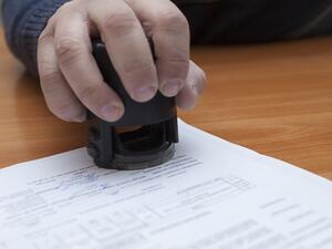 Oman's government is planning to permit the recruitment of non-Omani workers under temporary employment licenses in specific specialised jobs for a set period of time. (Shutterstock)