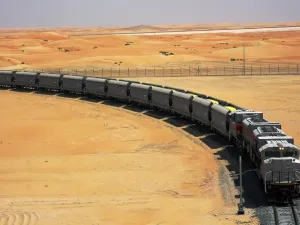 استراتيجية جديدة لربط الموانئ والبلدات الرئيسية في الإمارات