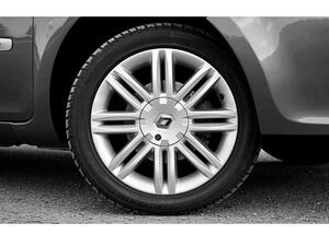 Renault Middle East is celebrating the Saudi Royal Decree with free cars to 7 lucky women. 