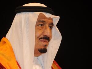 الملك سلمان من موسكو: حل أزمتي سوريا واليمن يتطلب وقف السياسة التوسعية لإيران
